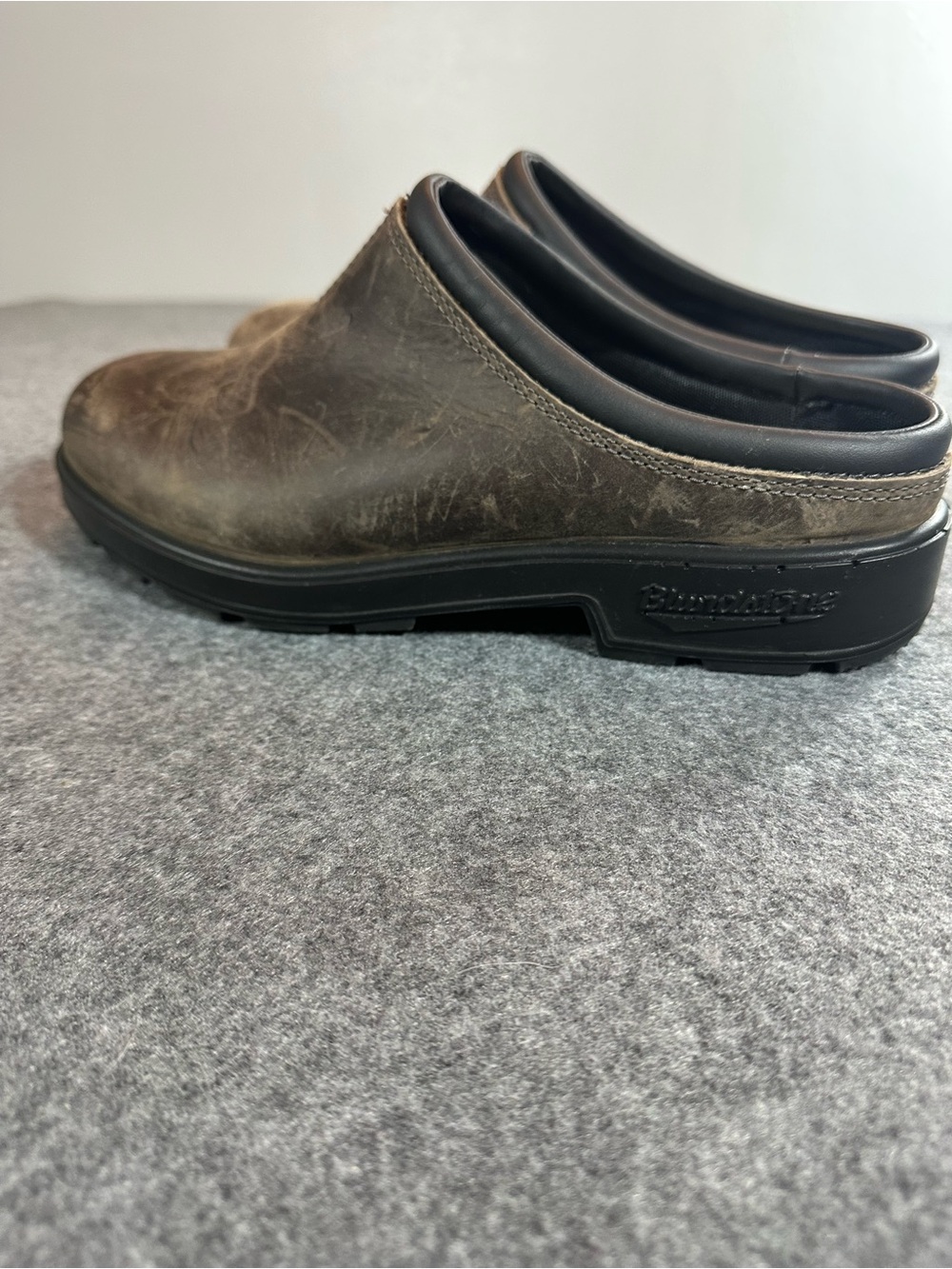Blundstone Men’s Brown Leather Slip-On Clog